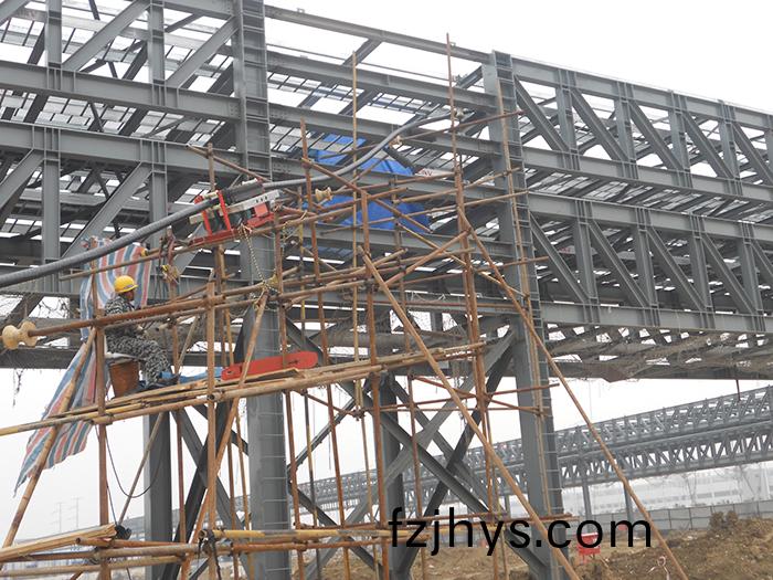 電纜(lan)敷(fu)設(she)機競(jing)爭嚴重(zhong) 電(dian)纜(lan)敷設(she)機競(jing)爭(zheng)嚴(yan)重