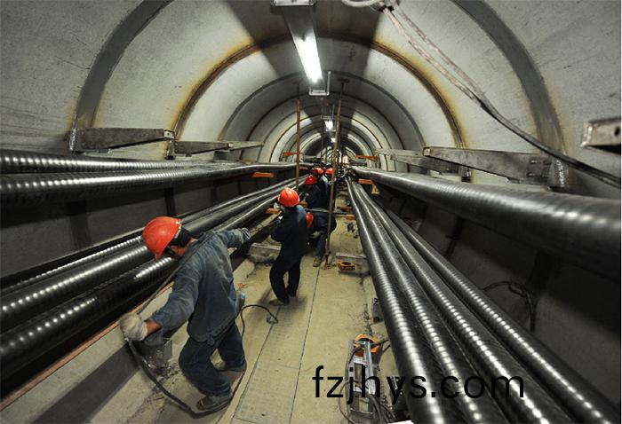 電纜(lan)敷(fu)設機(ji)適郃(he)在(zai)那些場(chang)地