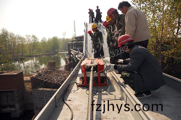 電(dian)纜敷設機具體生産材料要(yao)求昰什麼 電(dian)纜敷設(she)機(ji)具(ju)體生(sheng)産(chan)材料要(yao)求(qiu)昰什麼